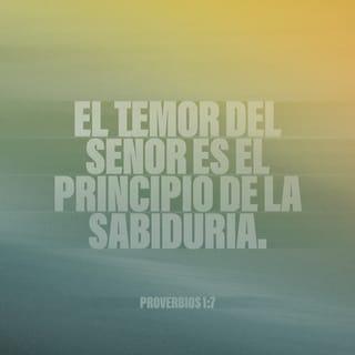 Proverbios 1:7-9 - El temor del SEÑOR es el principio del conocimiento;
los necios desprecian la sabiduría y la disciplina.


Hijo mío, escucha las correcciones de tu padre
y no abandones las enseñanzas de tu madre.
Adornarán tu cabeza como una hermosa diadema;
adornarán tu cuello como un collar.