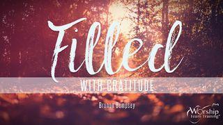 Filled With Gratitude Psalmen 146:9 Het Boek