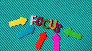 Focus: Avoiding Distractions Matiyu 14:27 Geji New Testament Portions