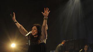 Majestic: Devotions By Kari Jobe Ulangan 20:4 Alkitab dalam Bahasa Indonesia Masa Kini